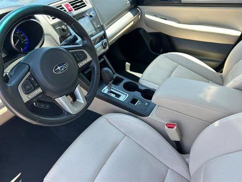 Used 2016 Subaru Legacy 2.5i Premium AWD/4WD image 9