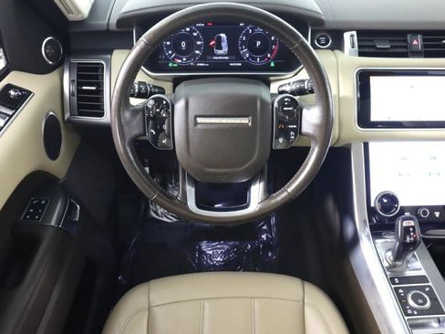 Used 2020 Land Rover Range Rover Sport SE image 30