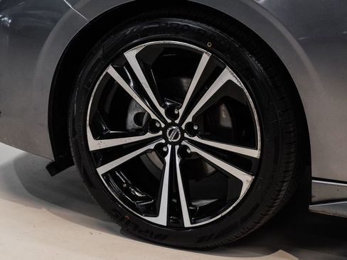 Used 2023 Nissan Sentra SR w/ Trunk Package image 53