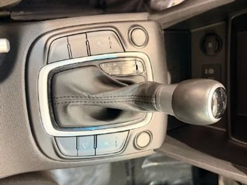 Used 2020 Hyundai Kona SEL AWD/4WD image 35