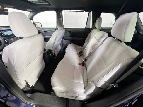 Used 2023 Honda Passport Elite image 25