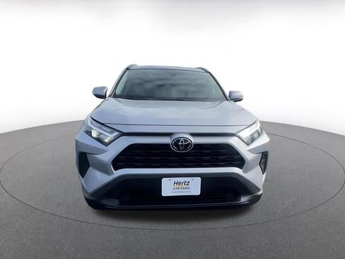 Used 2025 Toyota RAV4 XLE image 4