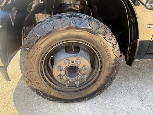 Used 2022 RAM 3500 Tradesman w/ Chrome Appearance Group image 10