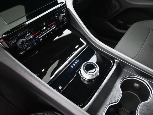 New 2025 Jeep Grand Cherokee L Laredo w/ Luxury Tech Group I image 9