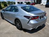 Used 2024 Toyota Camry SE image 4