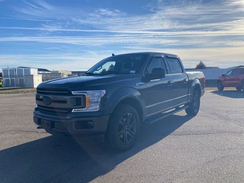 Used 2018 Ford F150 XLT w/ Equipment Group 302A Luxury image 11