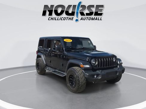 Used 2024 Jeep Wrangler Unlimited Sport AWD/4WD image 5