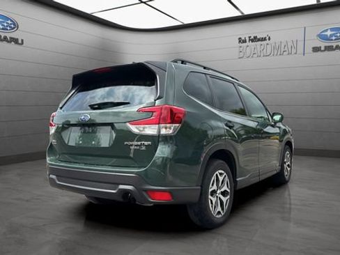 Used 2024 Subaru Forester Premium AWD/4WD image 5