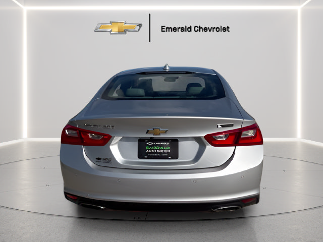 Used 2017 Chevrolet Malibu Premier w/ Driver Confidence Package FWD image 8