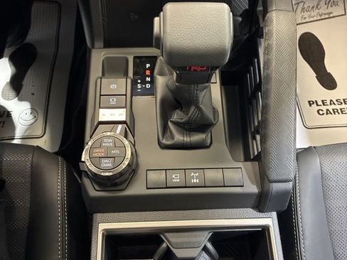 Certified 2026 Toyota 4Runner 4WD image 30