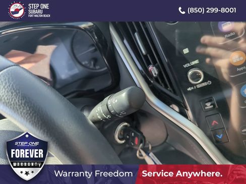 Used 2025 Subaru Outback Premium AWD/4WD image 24