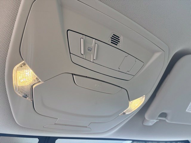 Used 2017 Ford C-MAX Titanium w/ Equipment Group 301A FWD image 28