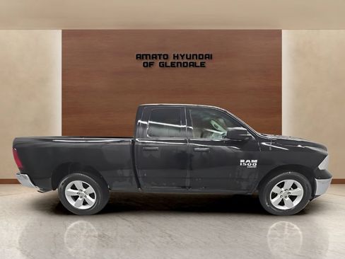 Used 2024 RAM 1500 Classic SLT AWD/4WD image 7