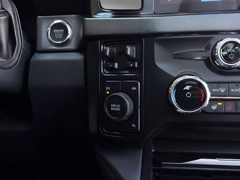 Used 2026 Ford F450 Platinum w/ FX4 Off-Road Package image 20