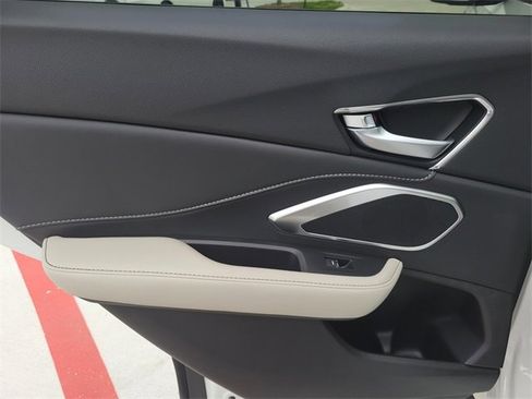 New 2026 Acura RDX SH-AWD image 12