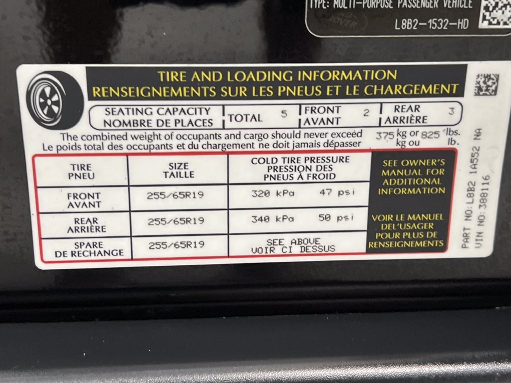 Used 2025 Land Rover Defender 110 S AWD/4WD image 78