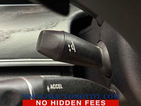 Used 2018 Mercedes-Benz E 300 4MATIC image 38