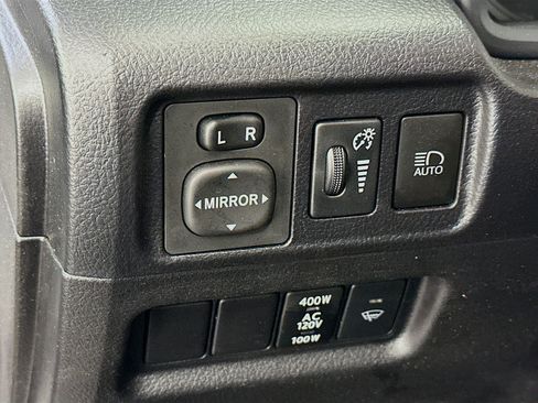 Used 2024 Toyota 4Runner TRD Off-Road image 17