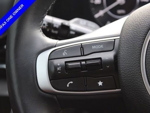 Used 2025 Kia Sportage SX image 30