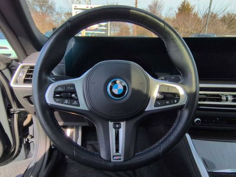 Used 2023 BMW i4 M50 image 25