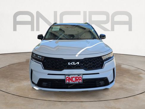 Certified 2023 Kia Sorento EX w/ Panoramic Sunroof Package FWD image 3