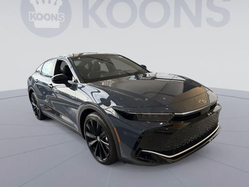 New 2026 Toyota Crown Nightshade image 8