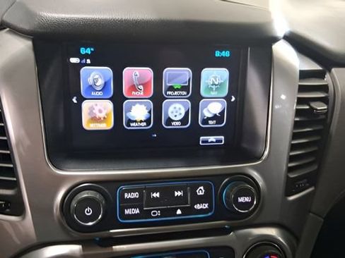 Used 2017 Chevrolet Suburban LT AWD/4WD image 14