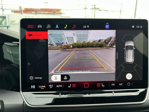 New 2026 Volkswagen GTI SE image 14