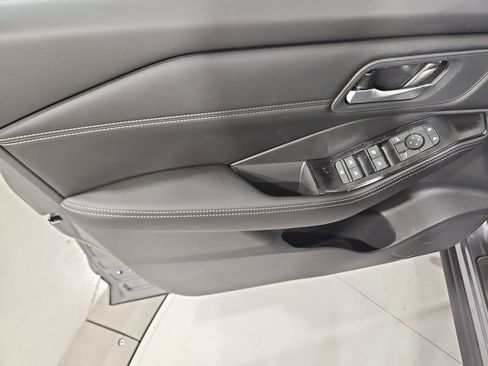 New 2026 Nissan Rogue SV AWD/4WD image 10