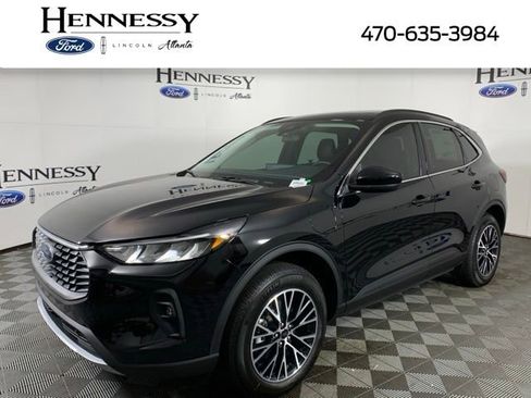 Used 2025 Ford Escape SE image 1