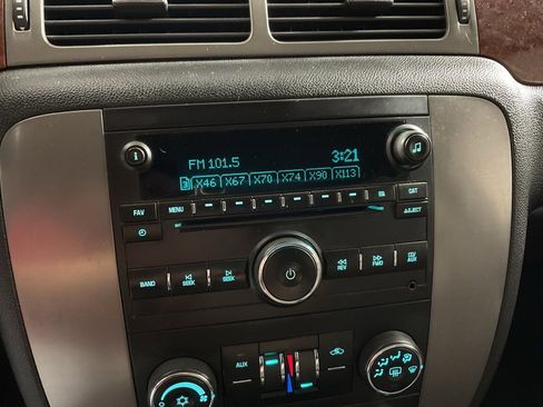 Used 2008 GMC Yukon SLE image 17