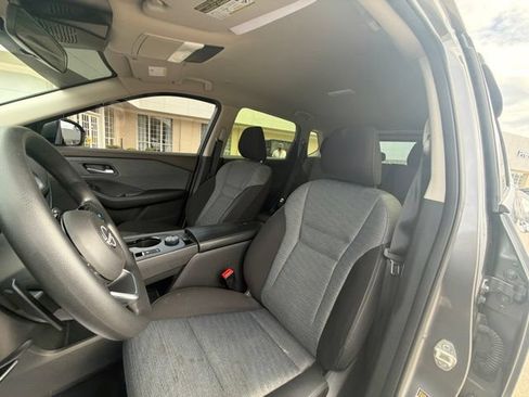 Used 2023 Nissan Rogue SV AWD/4WD image 9