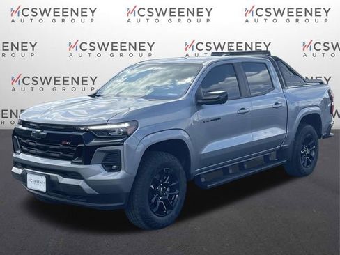 New 2025 Chevrolet Colorado Z71 w/ Midnight Edition AWD/4WD image 7