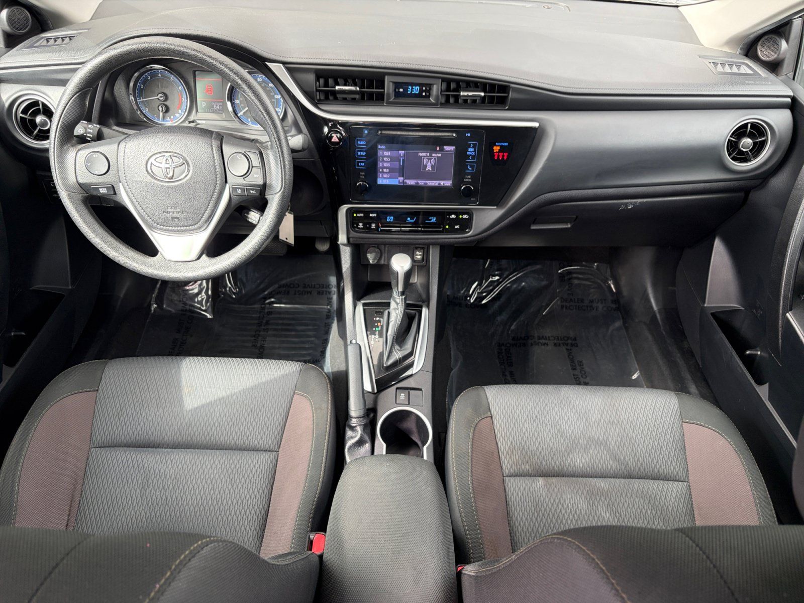 Used 2019 Toyota Corolla LE FWD image 23