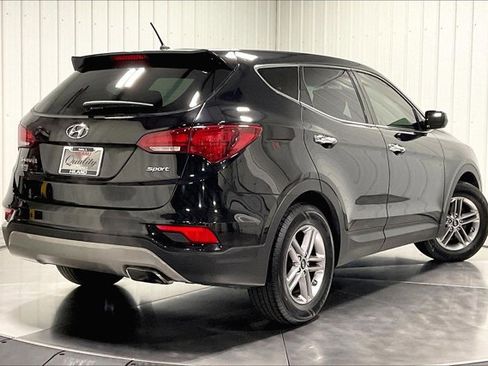 Used 2018 Hyundai Santa Fe Sport image 13