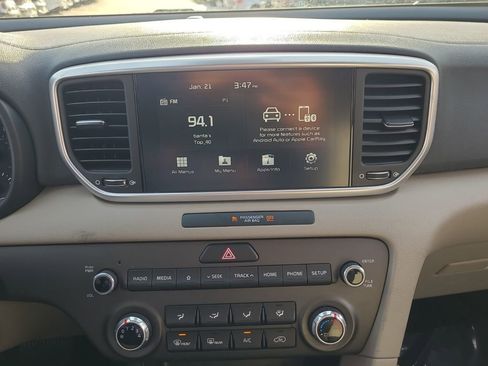 Used 2022 Kia Sportage LX image 22