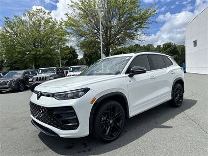 New 2025 Volkswagen Tiguan SE R-Line