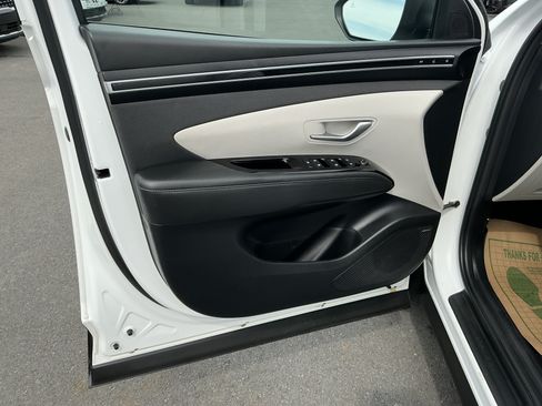 Used 2022 Hyundai Tucson Limited AWD/4WD image 13