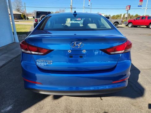 Used 2017 Hyundai Elantra SE FWD image 4