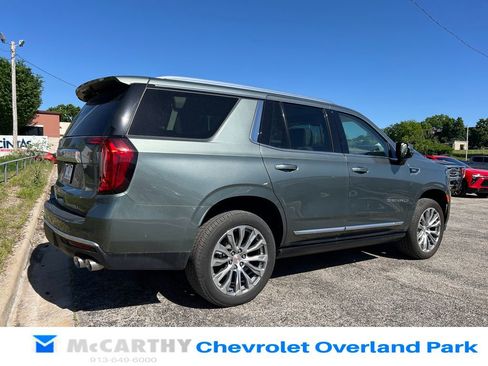 Used 2023 GMC Yukon Denali w/ Denali Reserve Package AWD/4WD image 3