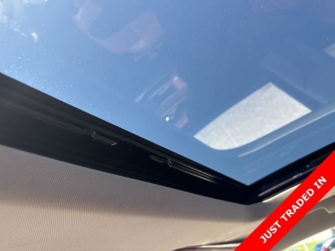 Used 2019 Chevrolet Traverse High Country w/ LPO, Floor Liner Package AWD/4WD image 7