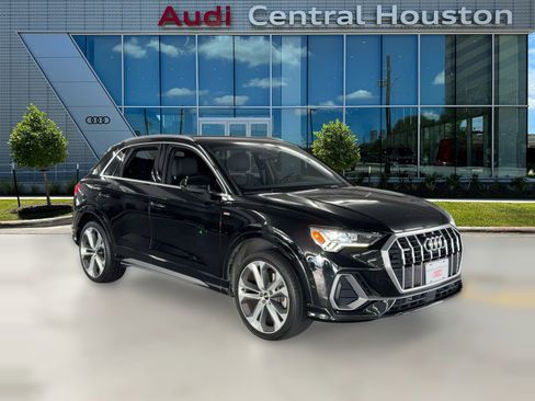 Used 2020 Audi Q3 2.0T Prestige w/ Prestige Package image 7