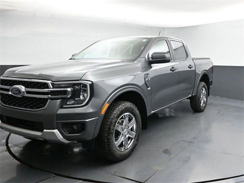 New 2025 Ford Ranger XLT w/ FX4 Off-Road Package image 7