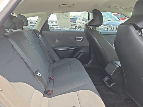 Used 2025 Kia K4 FWD image 34