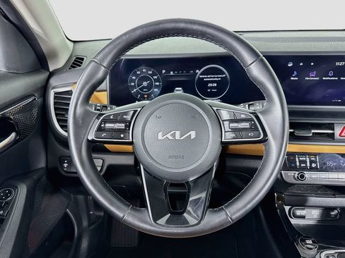 Used 2024 Kia Seltos EX AWD/4WD image 19