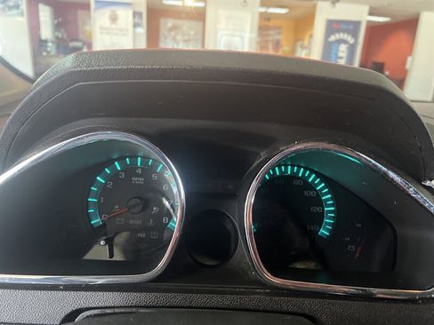 Used 2012 Chevrolet Traverse LT w/ All-Star Edition image 12