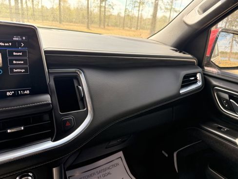 Used 2021 GMC Yukon XL SLT w/ SLT Luxury Plus Package image 20