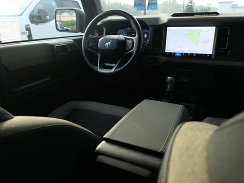 Used 2025 Ford Bronco Big Bend image 26