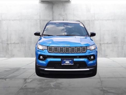 Used 2025 Jeep Compass Limited AWD/4WD image 4