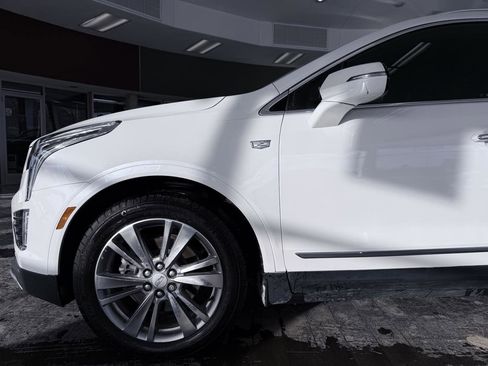 Used 2024 Cadillac XT5 Premium Luxury w/ LPO, Floor Liner Package image 14